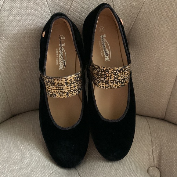 New Venettini Andrea Velvet Shoe - Picture 8 of 8